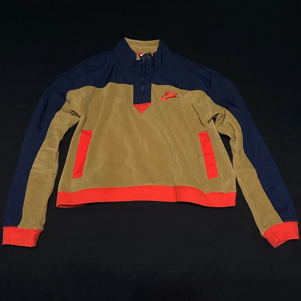 Nike jacket Women size medium